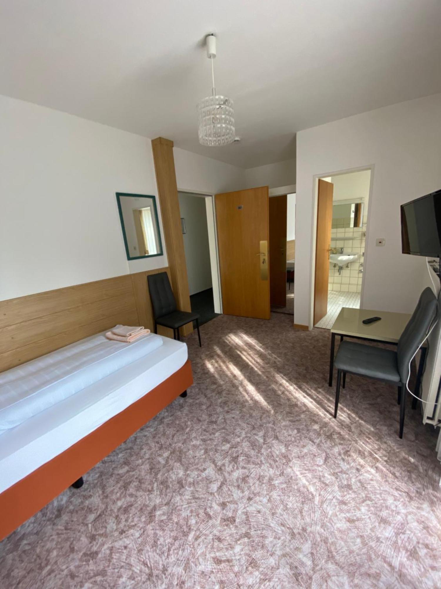 Hotel Seehaus Horn-Bad Meinberg Bagian luar foto